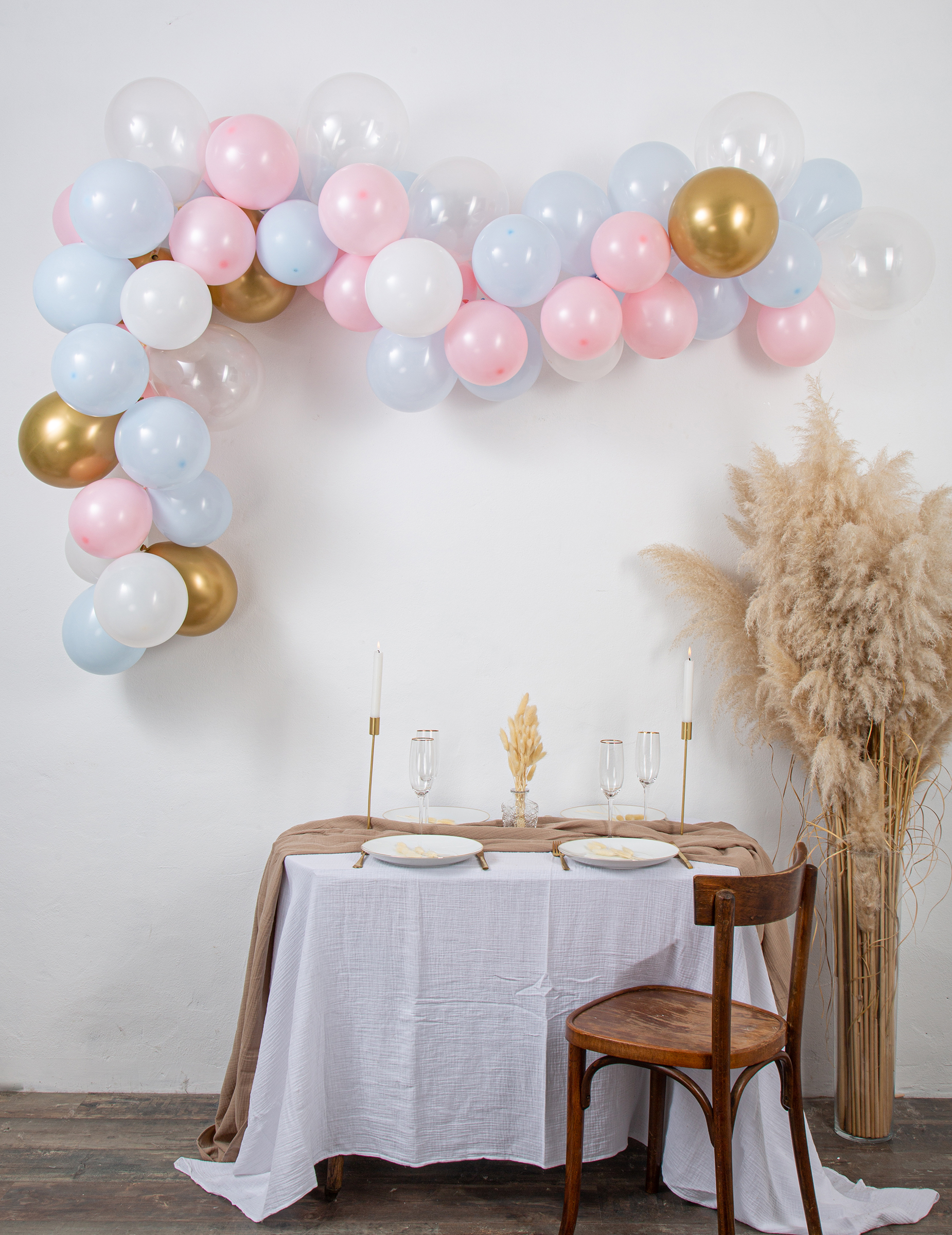 58-teiliges Ballonbogen-Set Gender Reveal Blau + Rosa