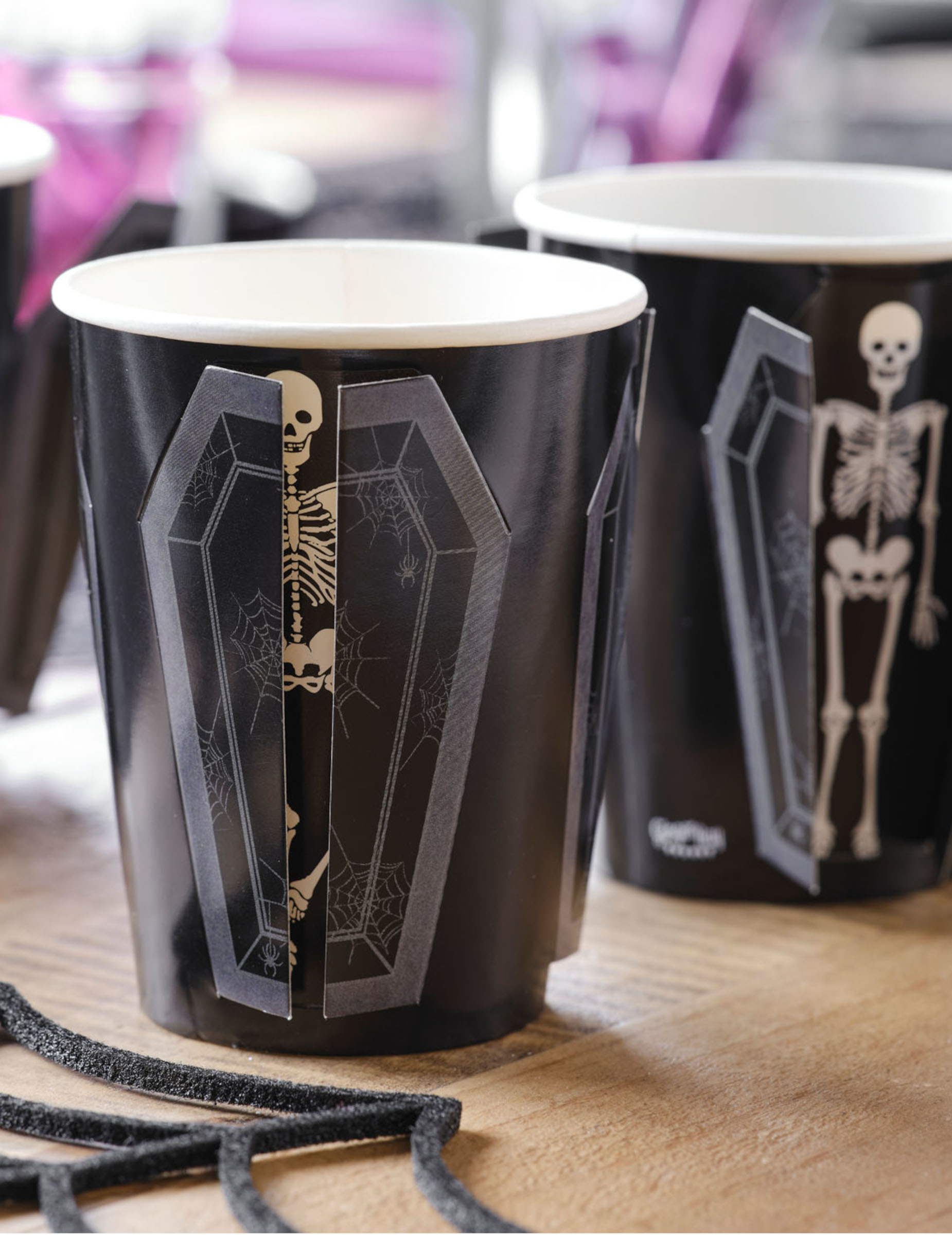 8 Halloween Pappbecher Sarg + Skelett 250ml