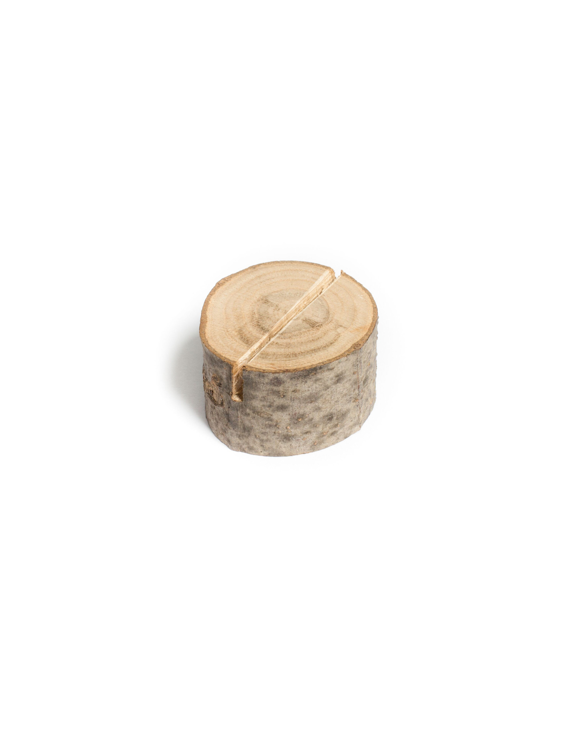 9 rustikale Platzkartenhalter aus Holz-Baumscheiben 2-4 cm