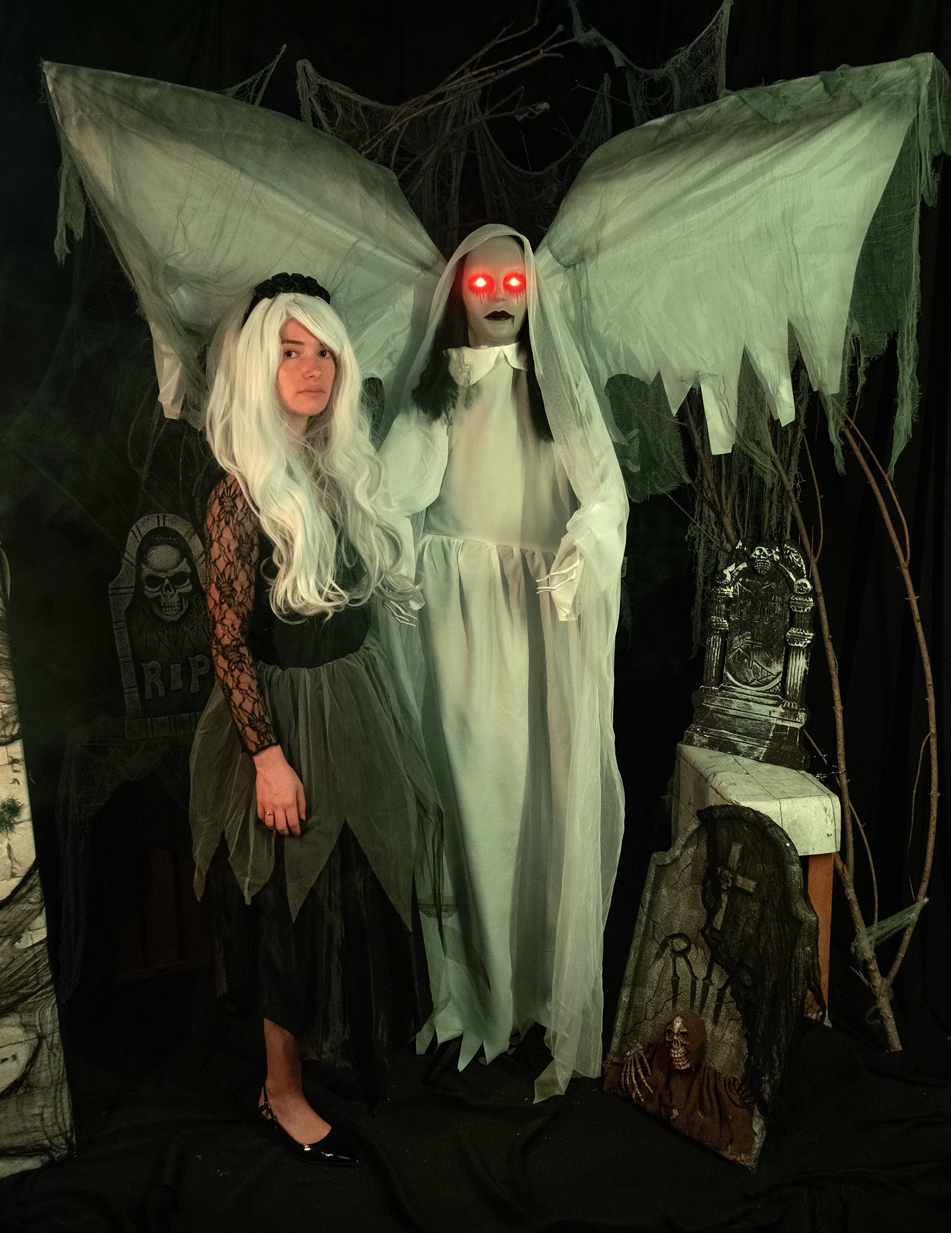 Gefallener Engel Animatronic animierte Dekofigur 120 x 170 cm