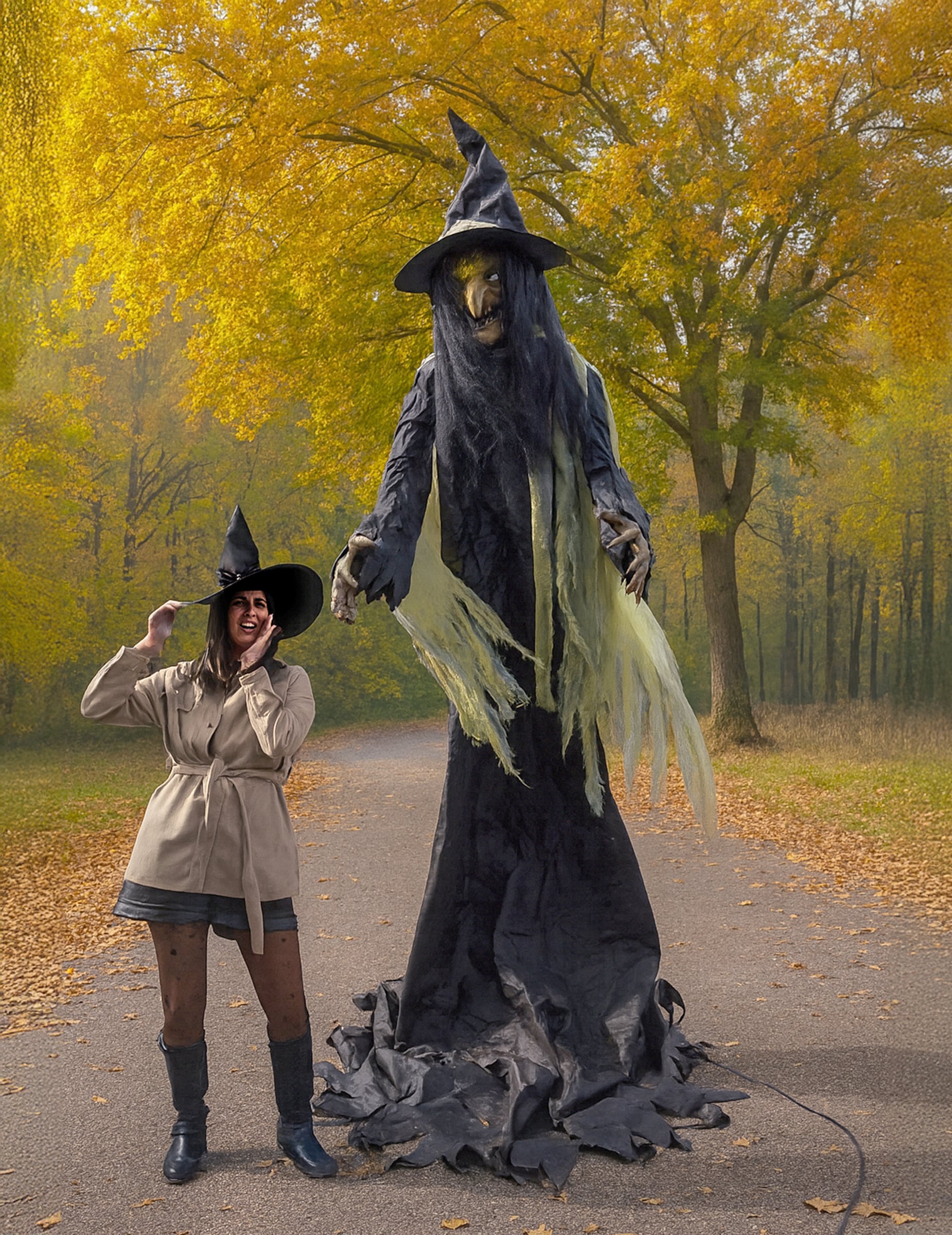 Gigantische animierte Hexe