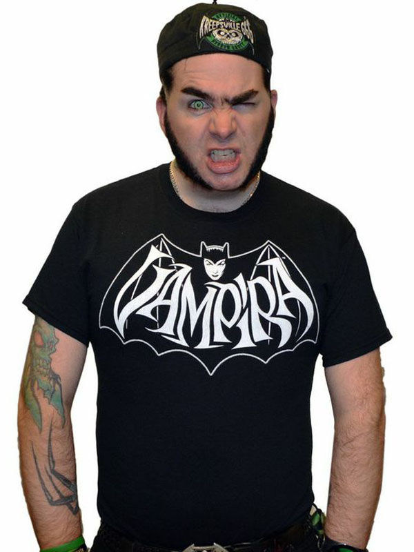 Kreepsville-Shirt T-Shirt mit Vampira-Motiv schwarz-weiss